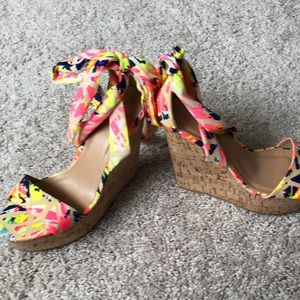 Wedge Tie back shoes
